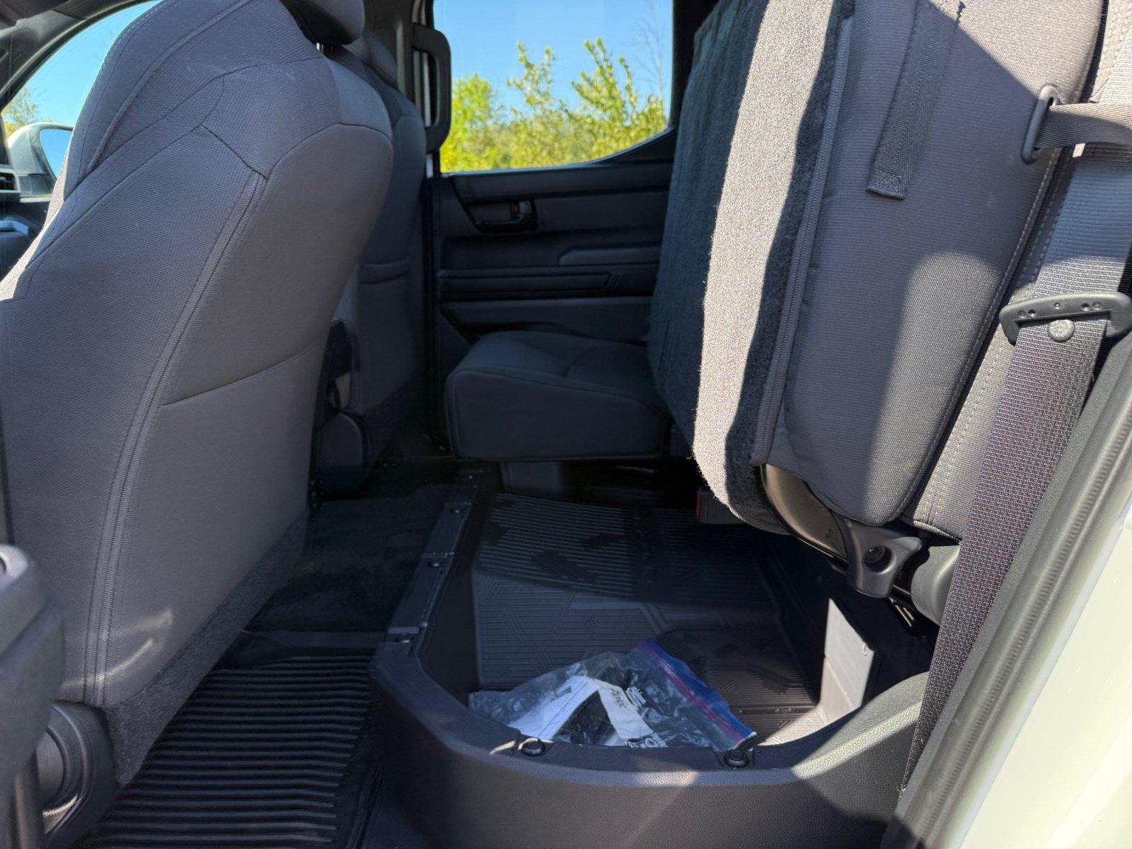 Used 2024 Toyota Tacoma SR5 AWD/4WD image 25