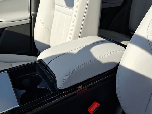 New 2025 Land Rover Range Rover Evoque S image 19