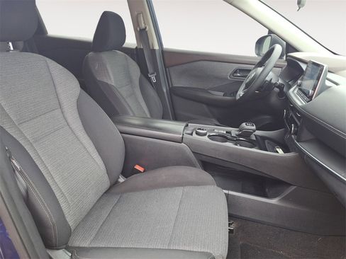 Used 2021 Nissan Rogue S image 15