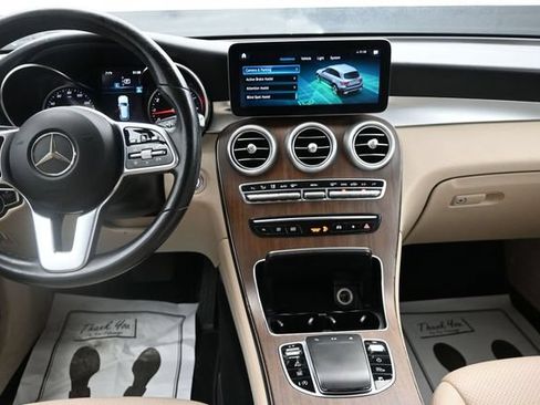 Used 2021 Mercedes-Benz GLC 300 image 14