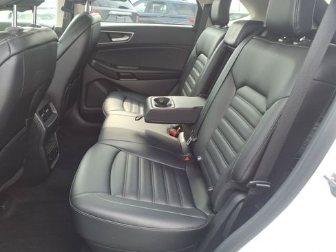Used 2024 Ford Edge SEL w/ Convenience Package AWD/4WD image 9