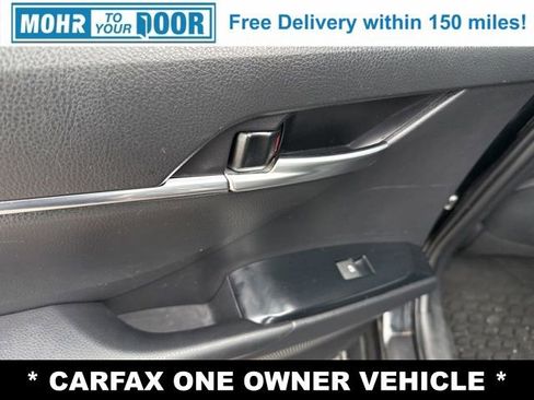 Used 2019 Toyota Camry SE image 29