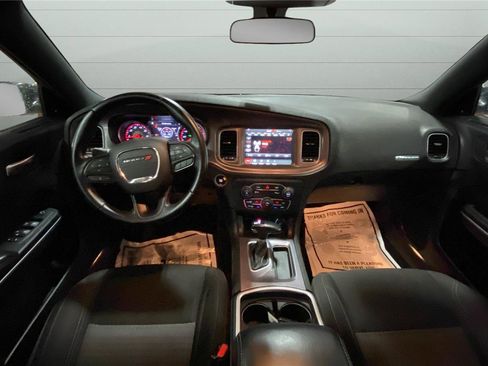 Used 2023 Dodge Charger SXT image 10