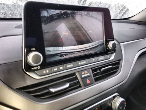 Used 2023 Nissan Altima 2.5 SR image 16