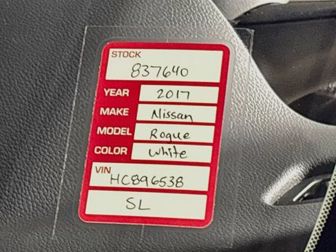 Used 2017 Nissan Rogue SL w/ SL Premium Package AWD/4WD image 26
