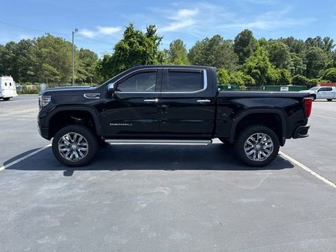 Used 2023 GMC Sierra 1500 Denali w/ Denali Reserve Package AWD/4WD image 2