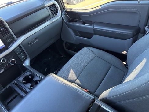 Used 2021 Ford F150 XLT w/ Equipment Group 302A High image 17