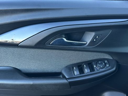 Used 2021 Chevrolet TrailBlazer LS image 11