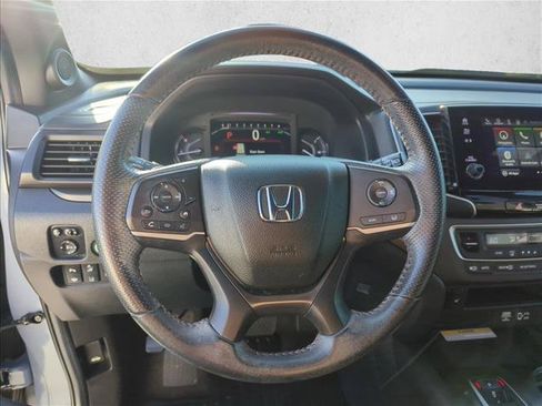 Used 2022 Honda Passport TrailSport image 12