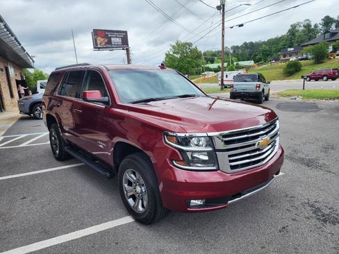 Used 2019 Chevrolet Tahoe LT w/ Luxury Package AWD/4WD image 8