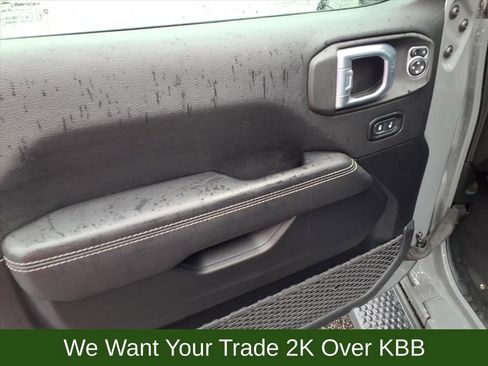 Used 2021 Jeep Wrangler Unlimited Sahara w/ Dual Top Group image 10