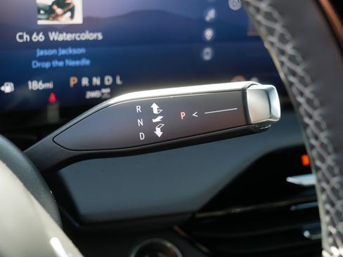 Certified 2025 Buick Enclave Avenir w/ Super Cruise Package image 24