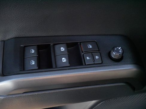 Certified 2022 Toyota Tacoma TRD Sport image 19