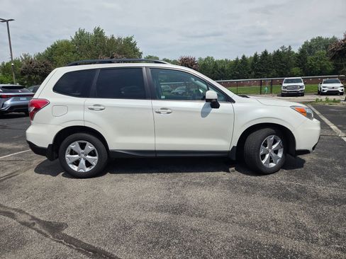 Used 2015 Subaru Forester 2.5i Premium w/ All-Weather Package AWD/4WD image 2