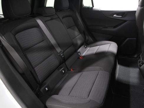 Certified 2025 Chevrolet Equinox LT image 18