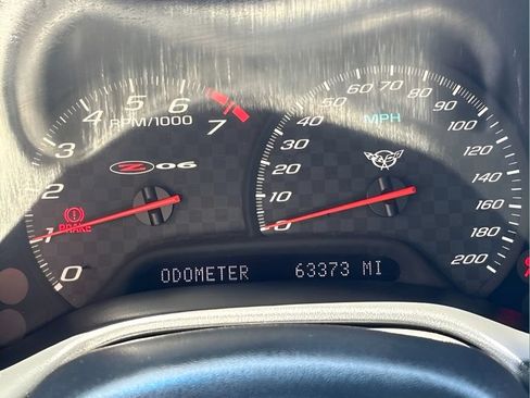 Used 2001 Chevrolet Corvette Z06 w/ Memory Pkg RWD image 19