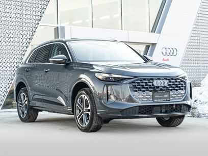 Certified 2025 Audi Q5 Premium w/ Convenience Package