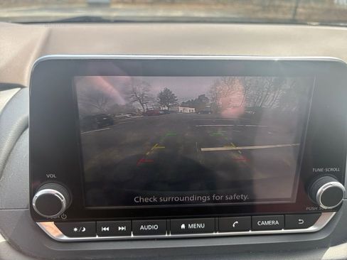 Used 2023 Nissan Rogue SV image 19