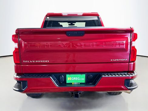 Used 2020 Chevrolet Silverado 1500 Custom w/ Custom Value Package RWD image 8