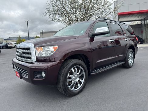 Used 2015 Toyota Sequoia Limited AWD/4WD image 5