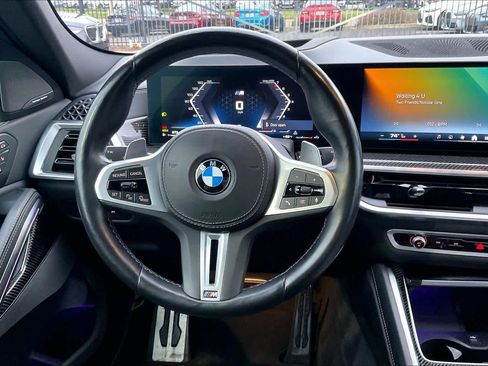 Used 2024 BMW X6 M60i image 8