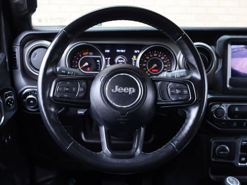 Used 2021 Jeep Wrangler Sport AWD/4WD image 27