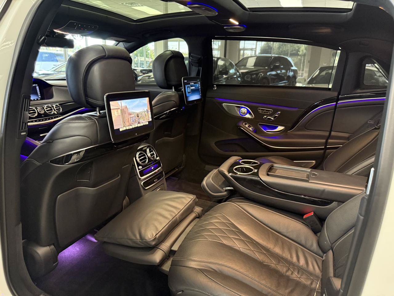 Used 2020 Mercedes-Benz Maybach S 650 image 11