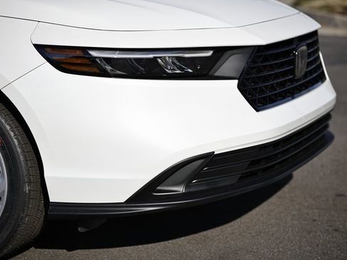 New 2026 Honda Accord LX image 18