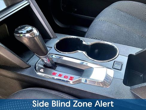 Used 2017 GMC Terrain SLE w/ Technology Package image 19