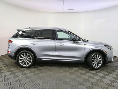 Used 2022 Lincoln Corsair AWD w/ Premium Package image 13