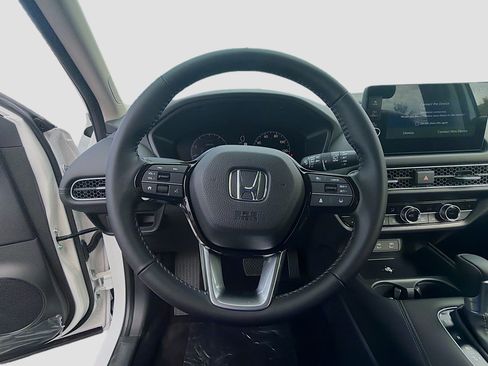 New 2026 Honda HR-V EX-L image 10