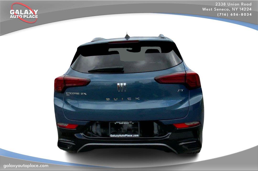 Used 2024 Buick Encore GX Sport Touring AWD/4WD image 6