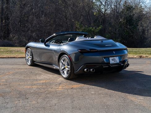 New 2024 Ferrari Roma Spider image 2