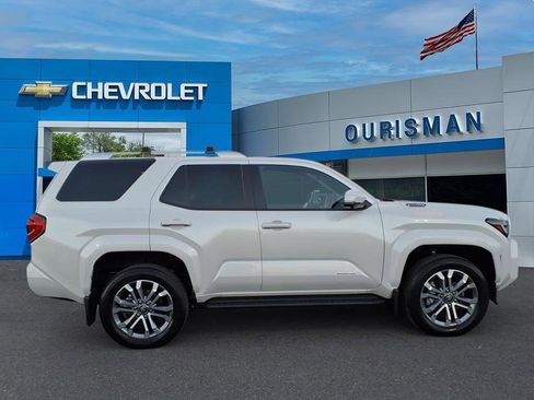 Used 2025 Toyota 4Runner Limited image 2