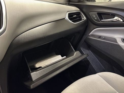 Used 2020 Chevrolet Equinox LS w/ LS Convenience Package FWD image 27