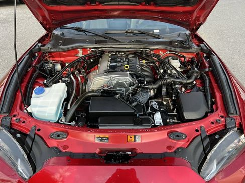 Used 2020 MAZDA MX-5 Miata Grand Touring RWD image 24