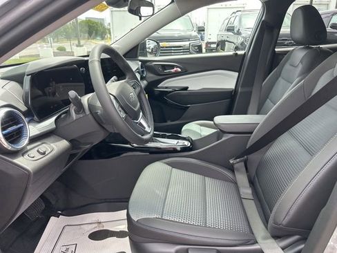 New 2026 Chevrolet Trax LT FWD image 15