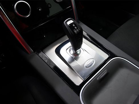 Used 2021 Land Rover Discovery Sport S R-Dynamic image 22