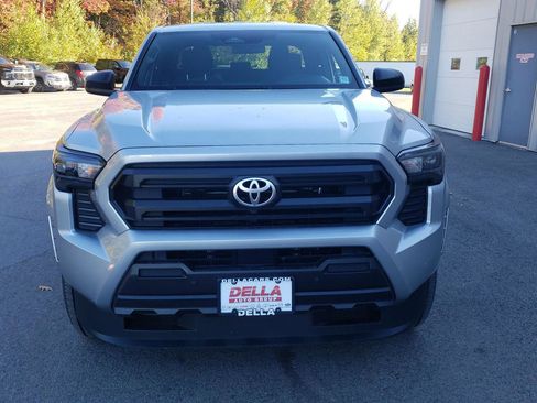 New 2025 Toyota Tacoma SR image 13