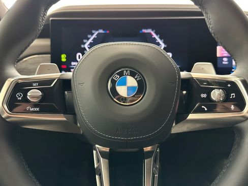 Certified 2025 BMW 760i xDrive AWD/4WD image 11