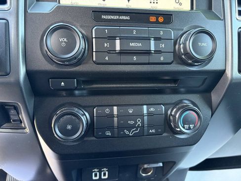 Used 2017 Ford F250 XLT AWD/4WD image 25