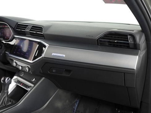 Used 2022 Audi Q3 2.0T Premium Plus w/ Premium Plus Package image 14