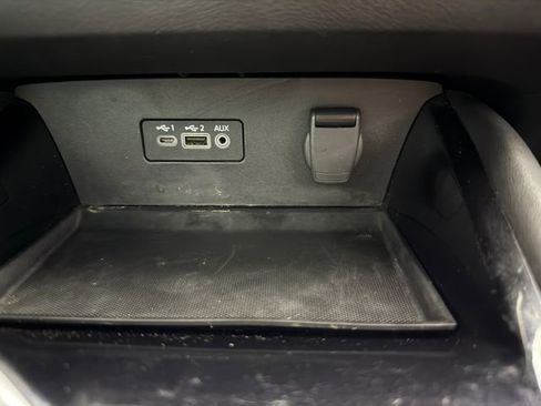Used 2024 Nissan Altima 2.5 SR FWD image 19