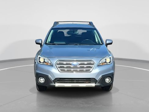 Used 2016 Subaru Outback 2.5i Limited image 2