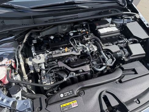 Certified 2025 Toyota Corolla LE image 23