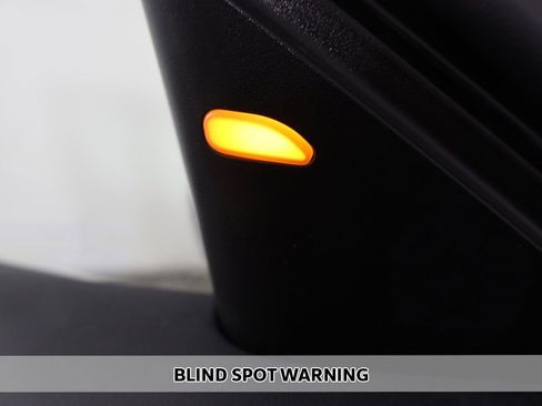 Used 2025 Nissan Altima 2.5 SV image 3