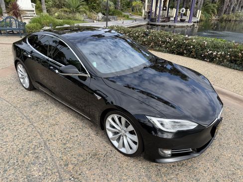 Used 2016 Tesla Model S 75D AWD/4WD image 6