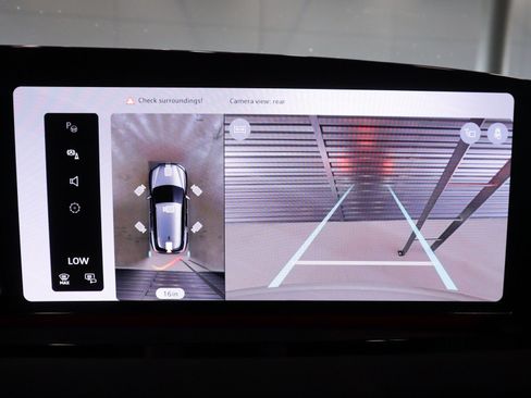New 2027 Audi SQ6 e-tron Premium Plus AWD/4WD image 22