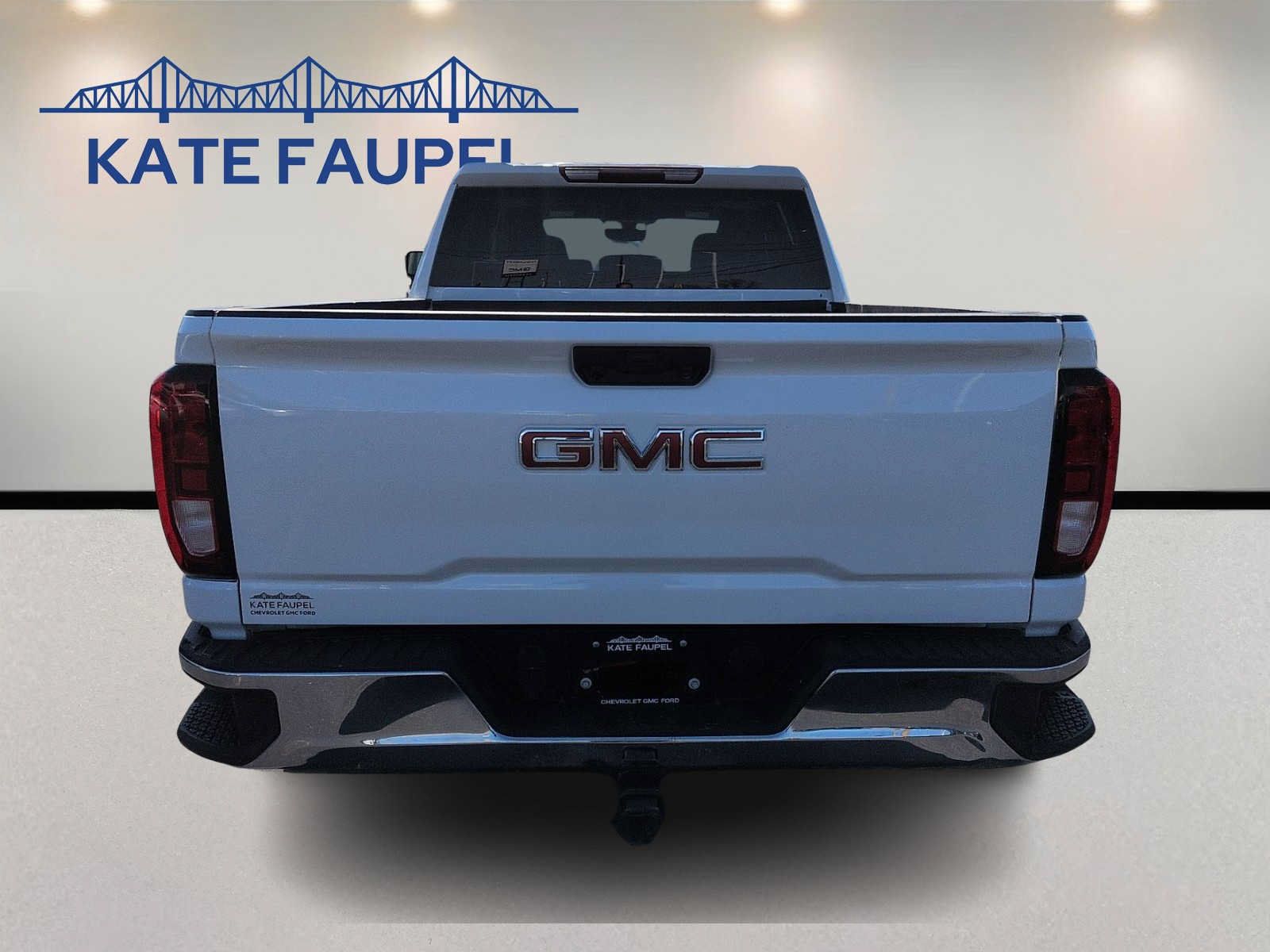 Used 2022 GMC Sierra 2500 Pro w/ Convenience Package AWD/4WD image 6