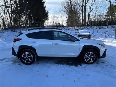 Certified 2025 Subaru Crosstrek 2.0i Premium image 3